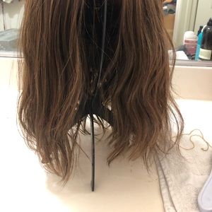 Raquel Welch wavy day wig in RL 6/8 color lace fron wig. Like new.